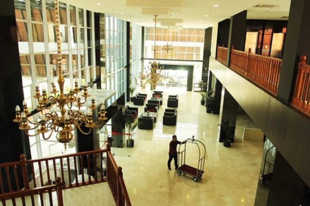 Merapi Merbabu Hotels Bekasi Luaran gambar