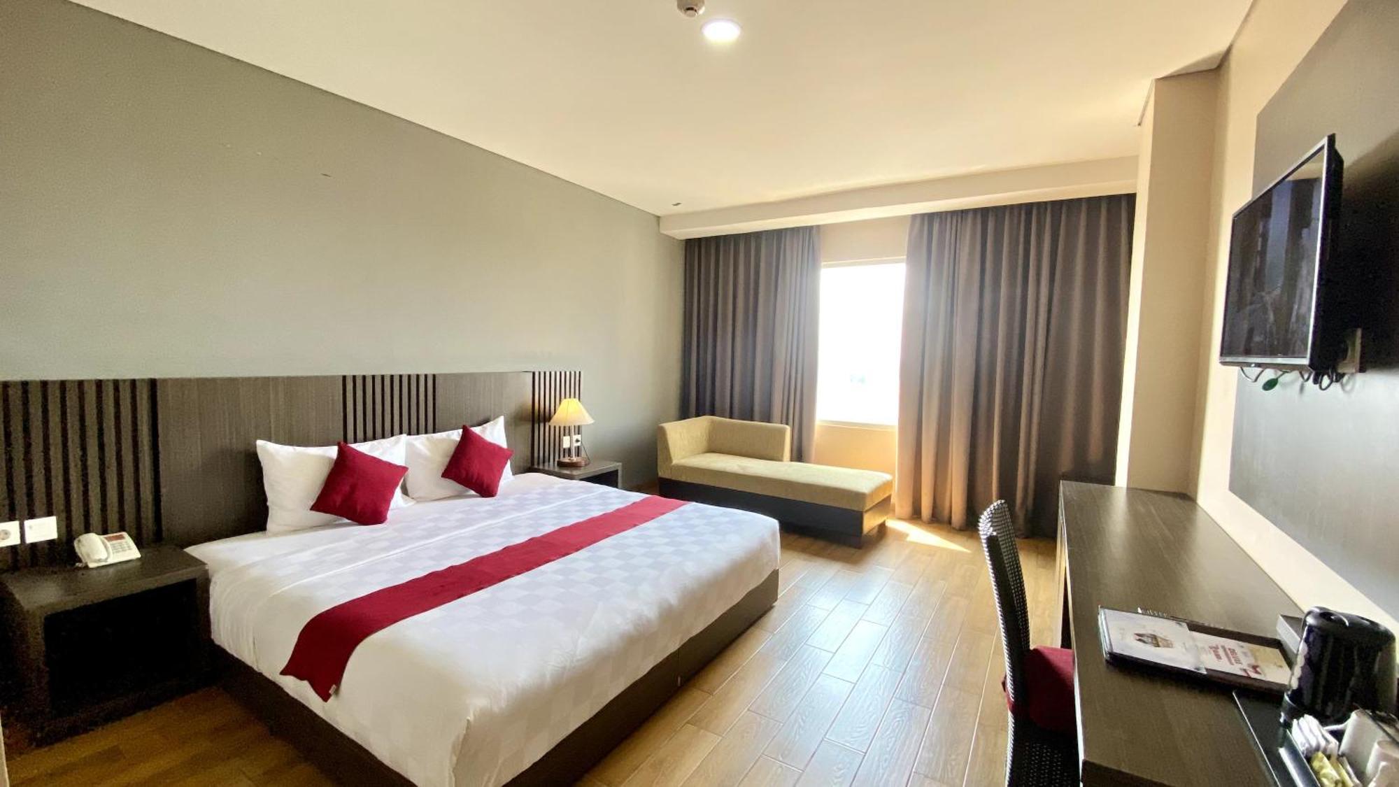 Merapi Merbabu Hotels Bekasi Luaran gambar