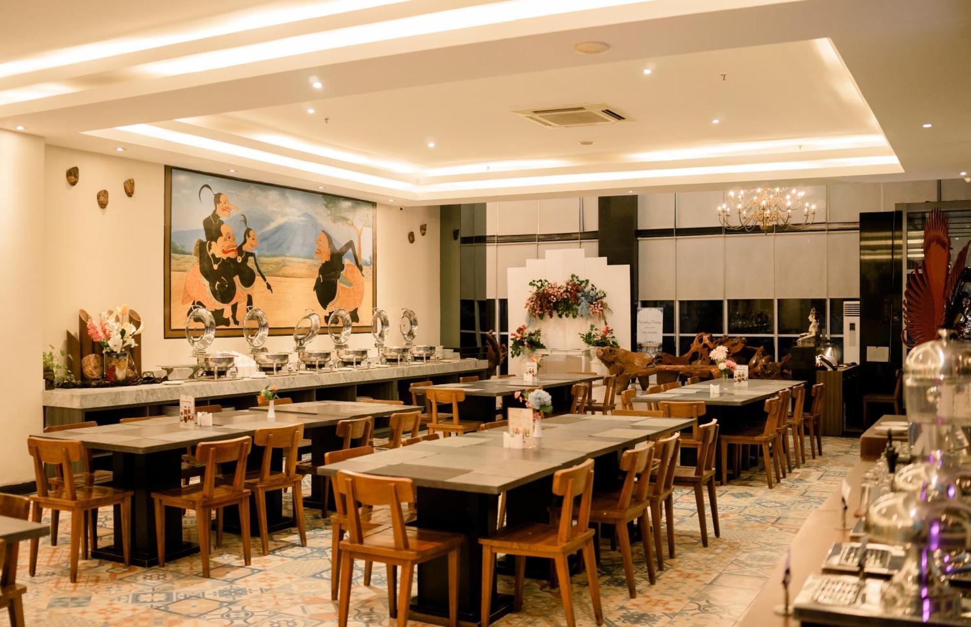 Merapi Merbabu Hotels Bekasi Luaran gambar