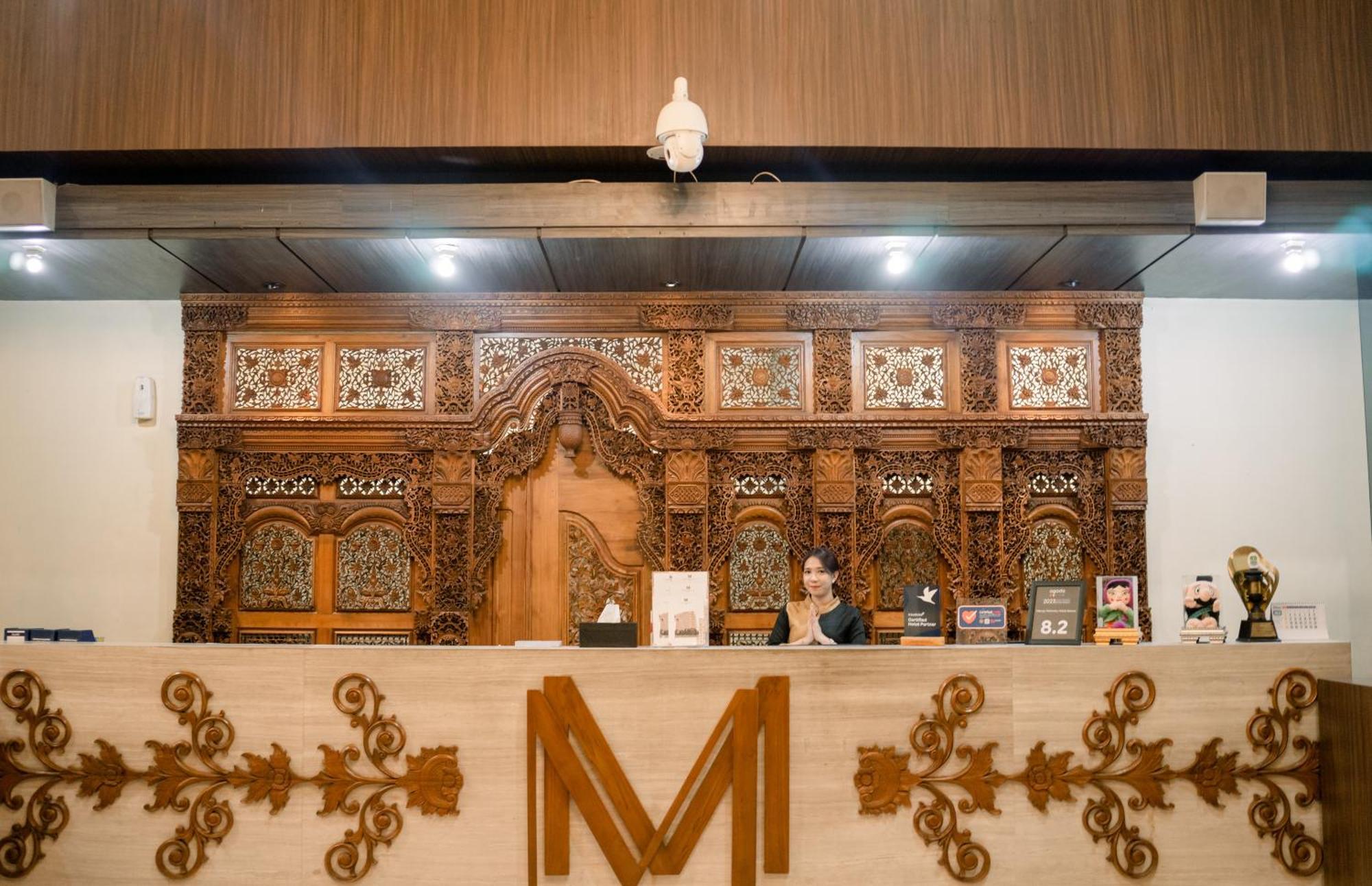 Merapi Merbabu Hotels Bekasi Luaran gambar