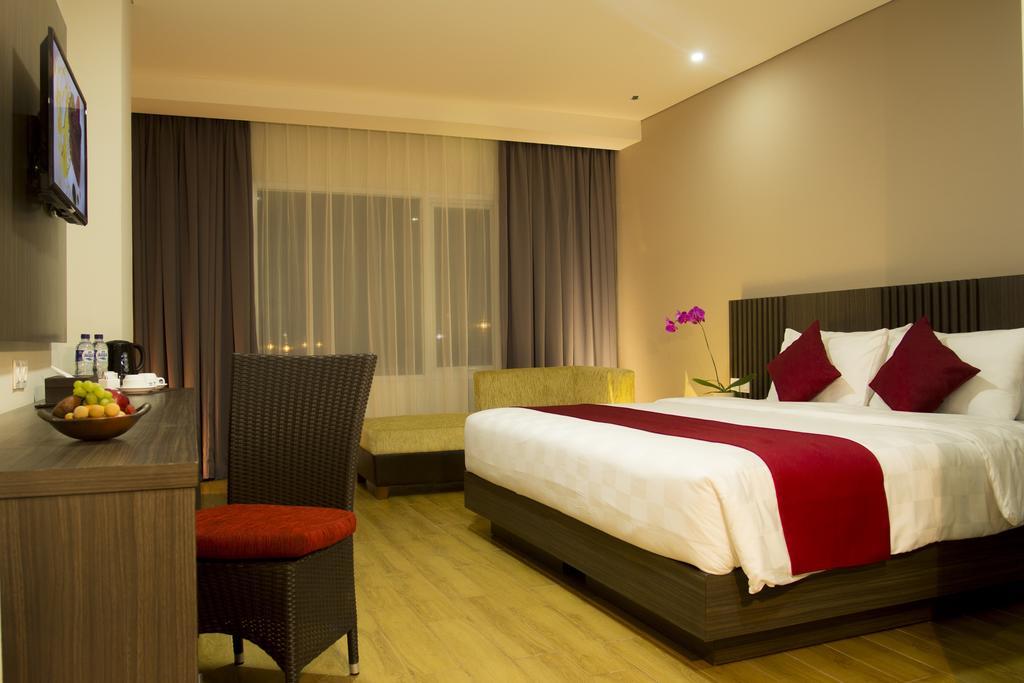 Merapi Merbabu Hotels Bekasi Bilik gambar